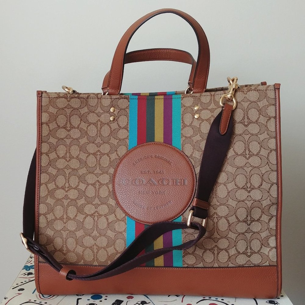Dempsey Tote 40 In Signature Jacquard With Stripe And Coach Patch